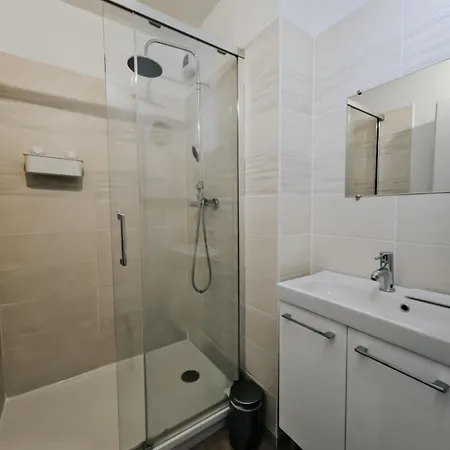 Ambroise 94 M2 Vue Basilique Apartment *